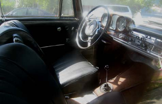 Illustration for article titled 1965 Mercedes-Benz 220SE Coupe